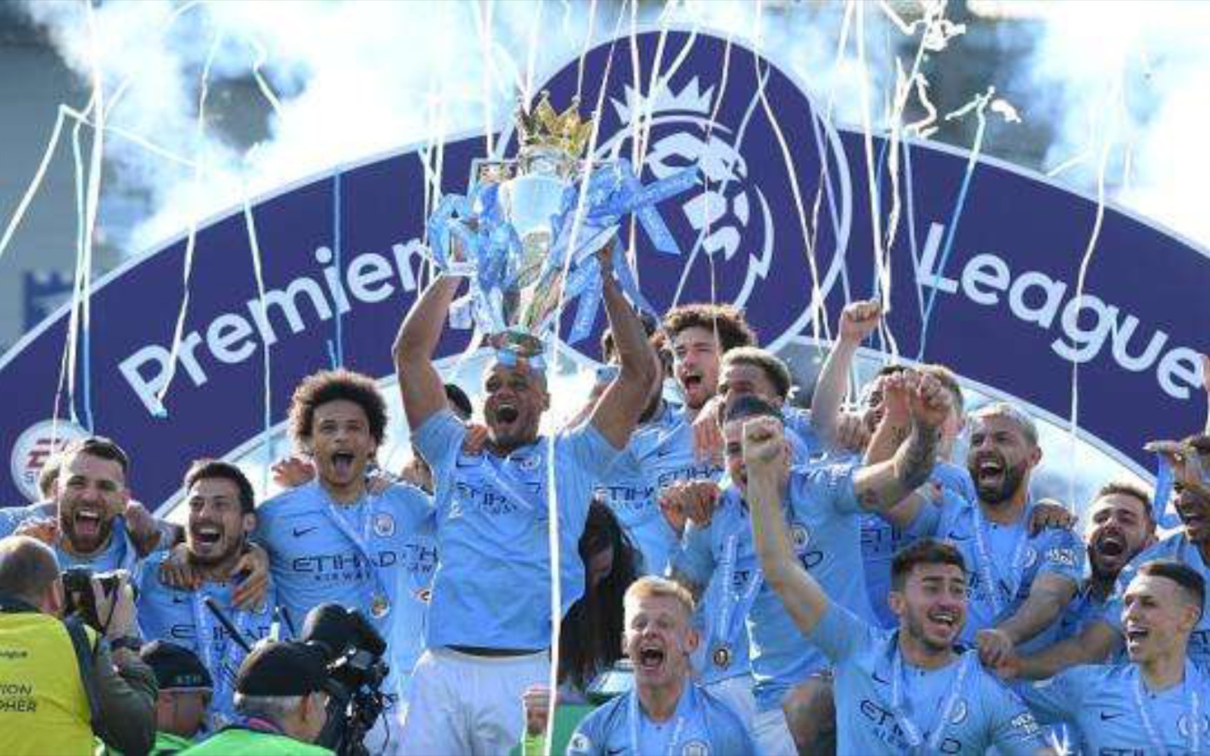 他的多面手 他的多面手