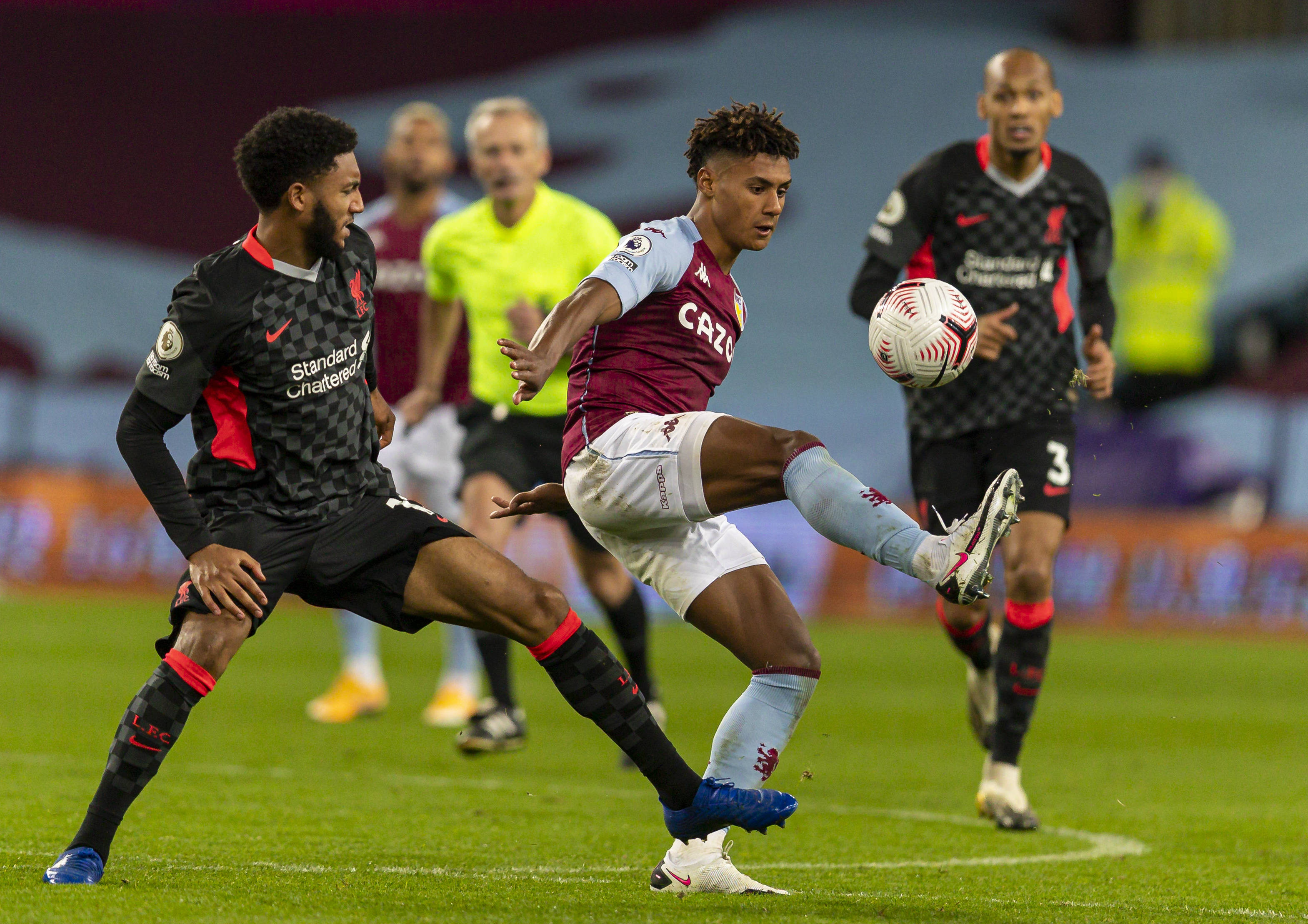 队氛围吸引 队氛围吸引