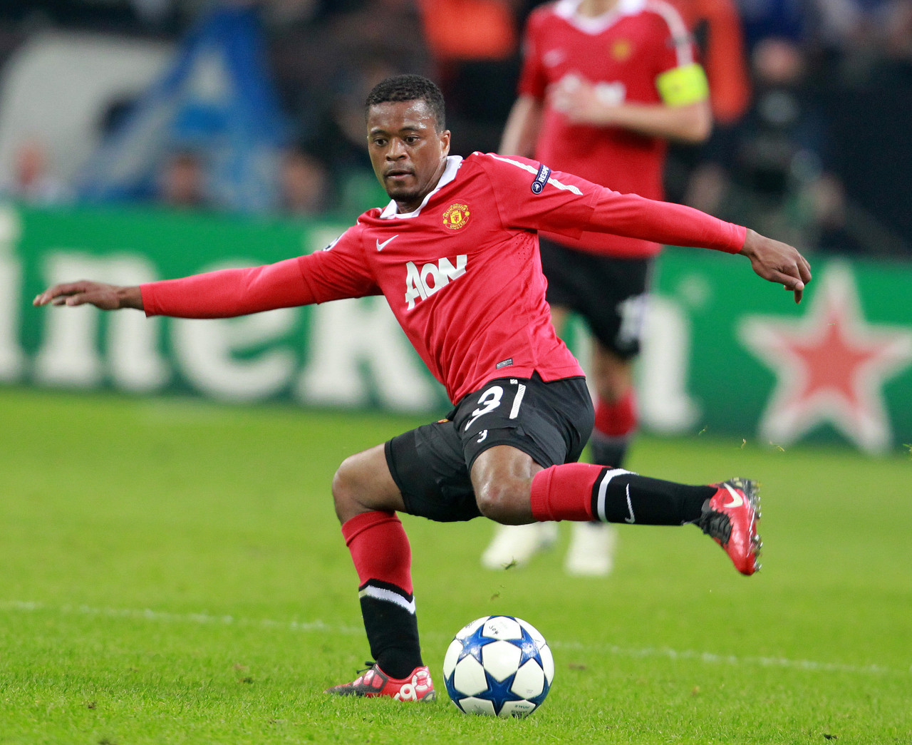 斯基拉：哈维-西蒙斯转会切尔西已经进入最后阶段.